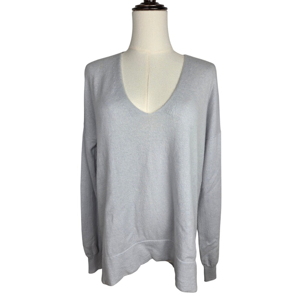Cortland Park Sweater Large Blue 100% Cashmere V-Neck High-Low Luxury